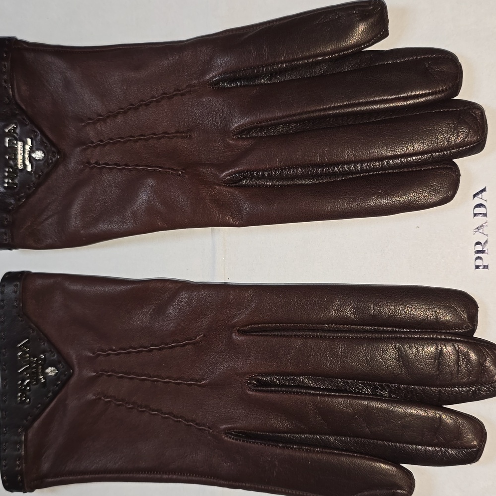Prada Fig Nappa Gloves Size: 7 Color: Cacao Vintage & Authentic - Picture 2 of 16
